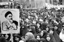 Mujer; Yunque forjador de la Revolución Islámica de Irán.jpg